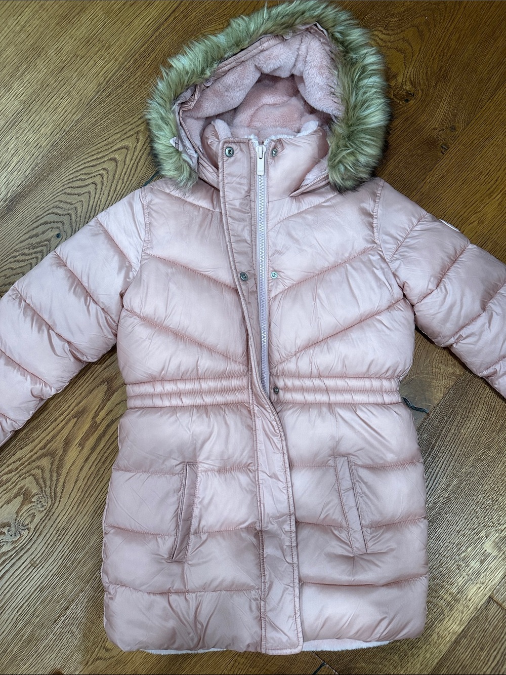 Abercrombie & Fitch Girls' Light Pink Puffer Coat with Faux Fur Hood- size 15/16 - Picture 3 of 9